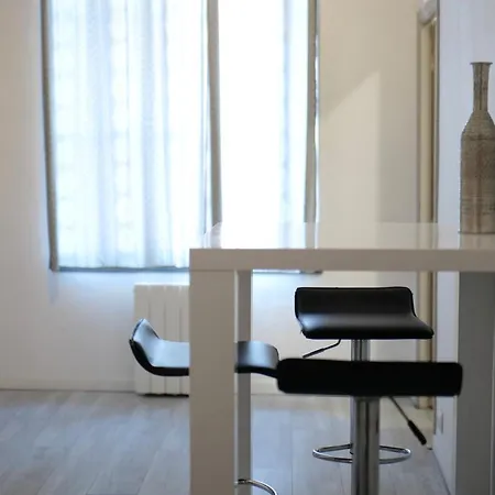 Les 5 Lys Apartamento Carcasona