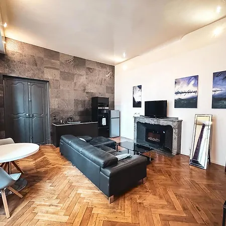 Les 5 Lys * Carcassonne